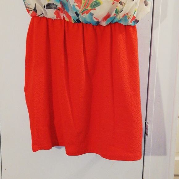 Versatile dress! - Picture 3 of 6